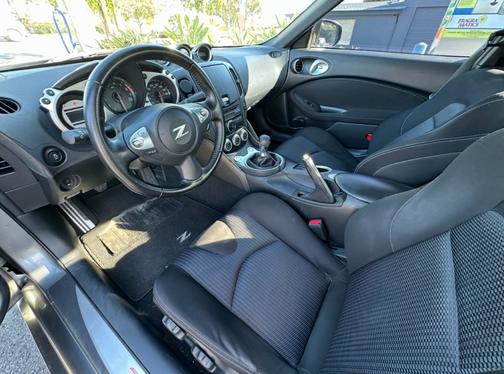 2011 Nissan 370Z Base