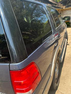 Blue 2003 Ford Expedition Eddie Bauer