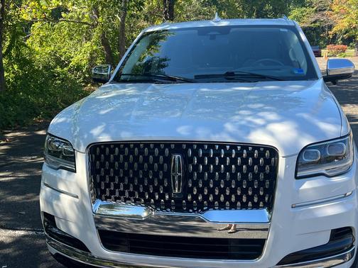 White 2023 Lincoln Navigator L Black Label