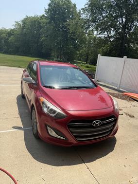 2016 Hyundai Elantra GT Base