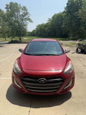 2016 Hyundai Elantra GT Base