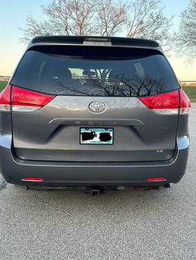 2013 Toyota Sienna LE