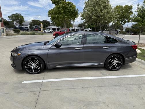 2022 Honda Accord Touring 2.0T