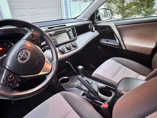 Silver 2014 Toyota RAV4 LE