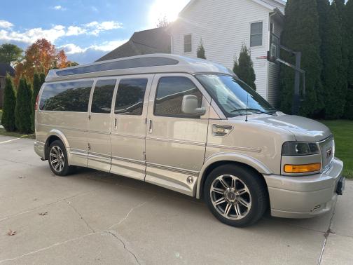 2018 GMC Savana 2500 Work Van