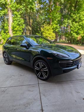 Green 2014 Porsche Cayenne Cayenne