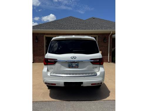 2020 INFINITI QX80 LUXE