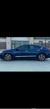 Blue 2016 Nissan Altima 3.5 SR