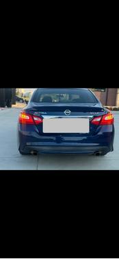 Blue 2016 Nissan Altima 3.5 SR