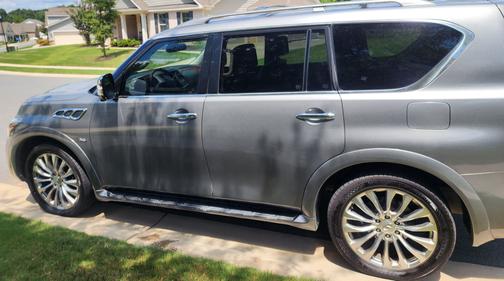 2015 INFINITI QX80 Base