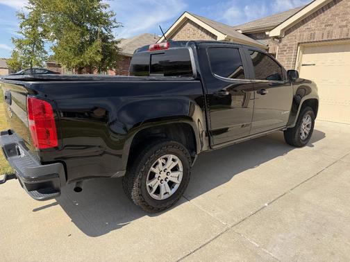 Black 2016 Chevrolet Colorado LT