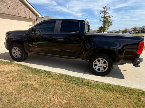 Black 2016 Chevrolet Colorado LT