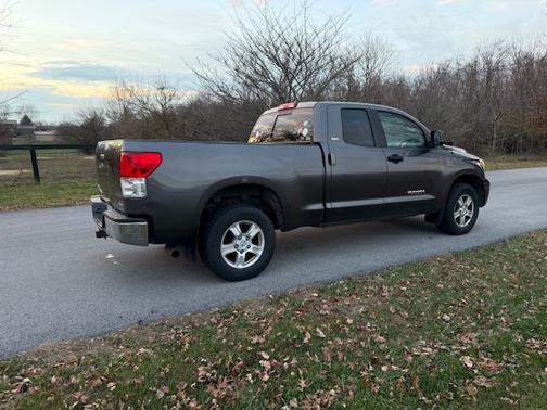 2011 Toyota Tundra Grade