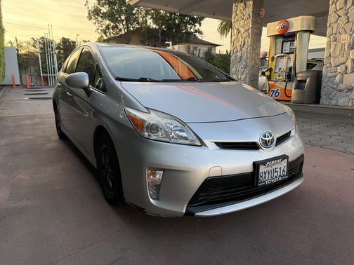 2015 Toyota Prius Three