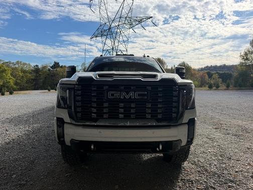 White 2024 GMC Sierra 2500 Denali Ultimate