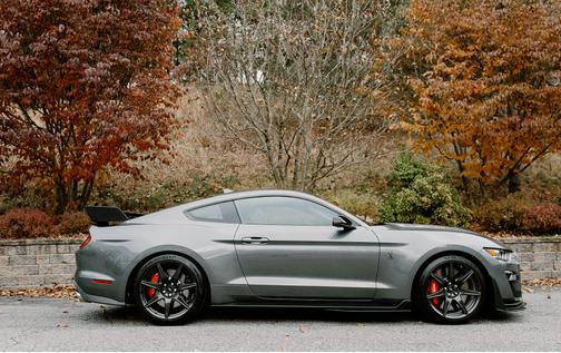 2021 Ford Shelby GT500 Base