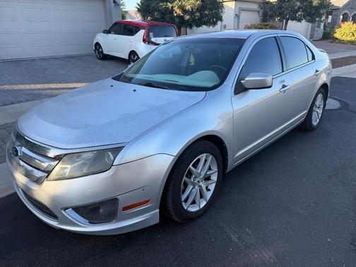 Silver 2012 Ford Fusion SEL