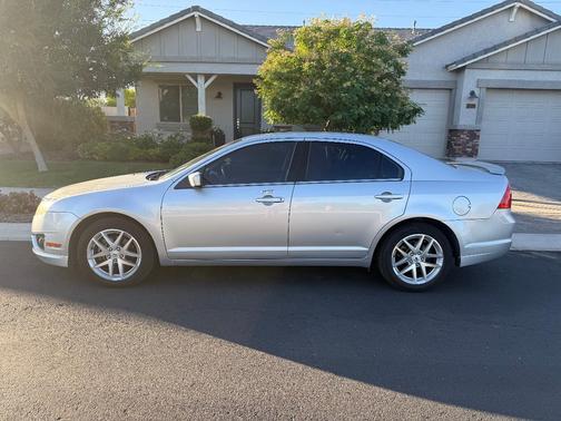 Silver 2012 Ford Fusion SEL