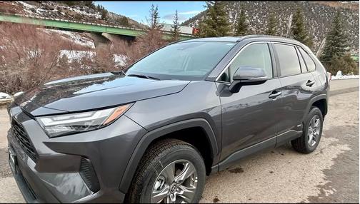 2024 Toyota RAV4 Hybrid LE