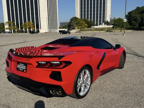 2022 Chevrolet Corvette Stingray w/2LT