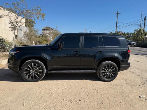 Black 2025 Lexus GX 550 Premium
