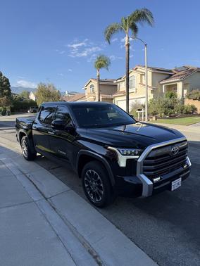 Black 2022 Toyota Tundra Limited
