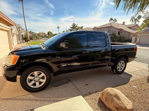 Black 2012 Nissan Titan SV