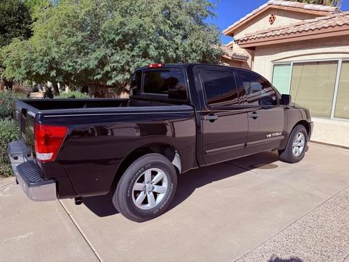 Black 2012 Nissan Titan SV