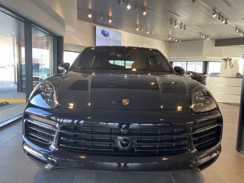 2021 Porsche Cayenne S