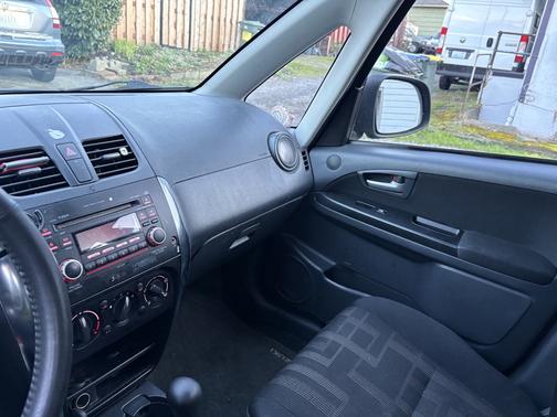 2012 Suzuki SX4 Technology