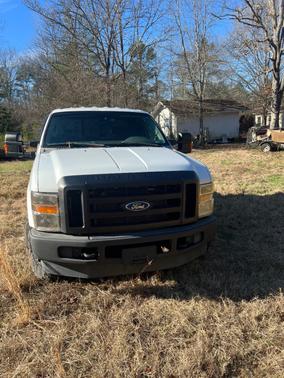2009 Ford F-250 XL Crew Cab