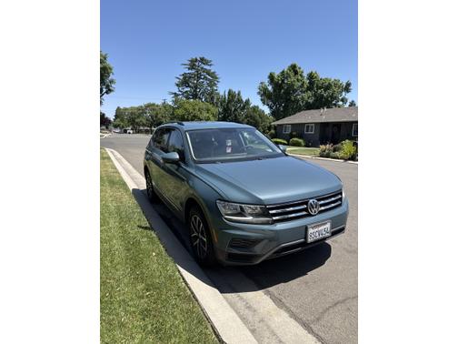 2020 Volkswagen Tiguan 2.0T SE
