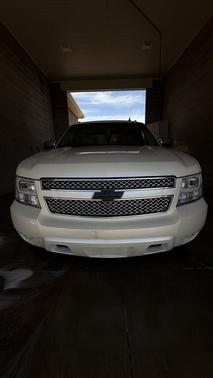 White 2013 Chevrolet Avalanche LTZ