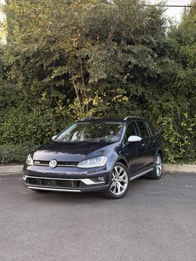 2017 Volkswagen Golf Alltrack TSI SEL