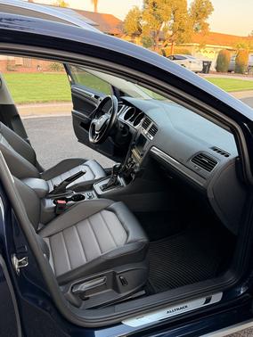 2017 Volkswagen Golf Alltrack TSI SEL