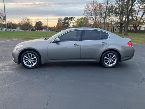 2008 INFINITI G35 x