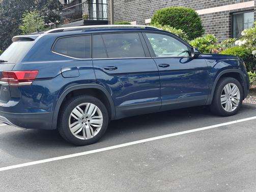 2019 Volkswagen Atlas 3.6L SE w/Technology