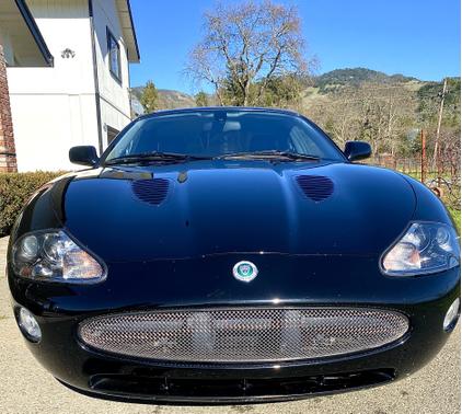 2005 Jaguar XKR Base