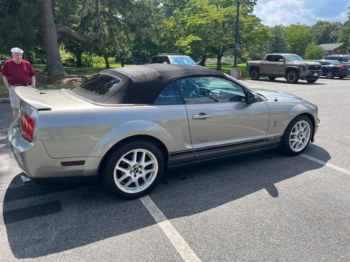 Silver 2009 Ford Mustang Shelby GT500