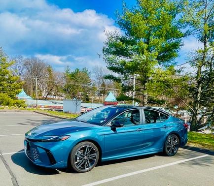 Green 2025 Toyota Camry XSE