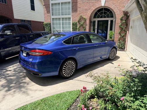 Blue 2017 Ford Fusion SE