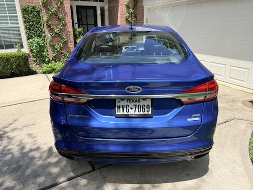 Blue 2017 Ford Fusion SE