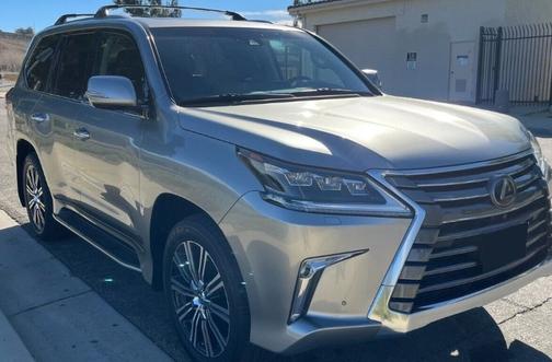 2018 Lexus LX 570 Three-Row