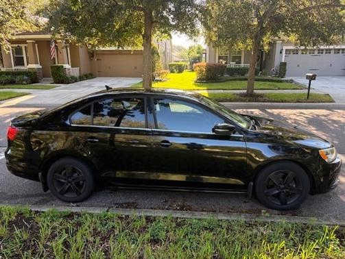 Black 2013 Volkswagen Jetta TDI
