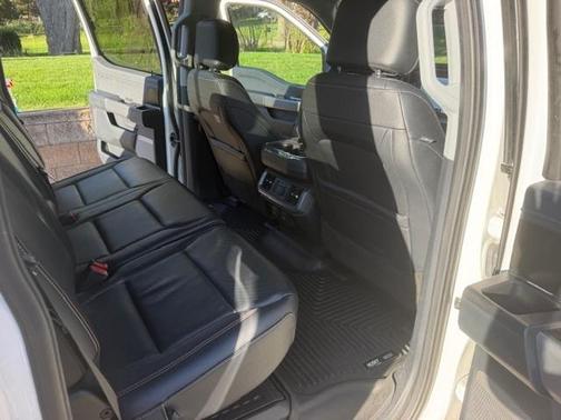 White 2022 Ford F-150 Lariat