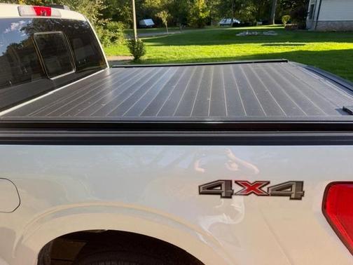 White 2022 Ford F-150 Lariat