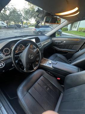 2011 Mercedes-Benz E-Class E 550 4MATIC