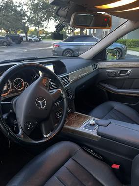 2011 Mercedes-Benz E-Class E 550 4MATIC