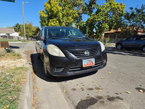 Black 2012 Nissan Versa 1.6 S