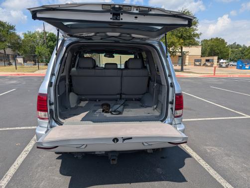 2006 Lexus LX 470 Base